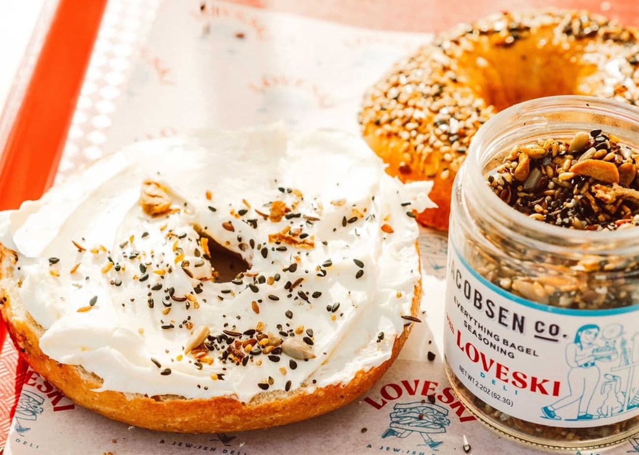 Loveski Deli